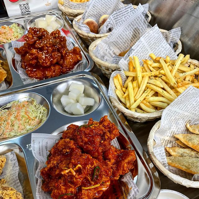 CHICKENネネチキン)